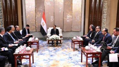 «بوابة المصرف نيوز» تكشف تفاصيل لقاء مدبولي مع رئيس CNCEC الصينية في بكين