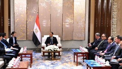 مدبولي يعرض على "TBEA" الصينية إنشاء مصنع بمصر