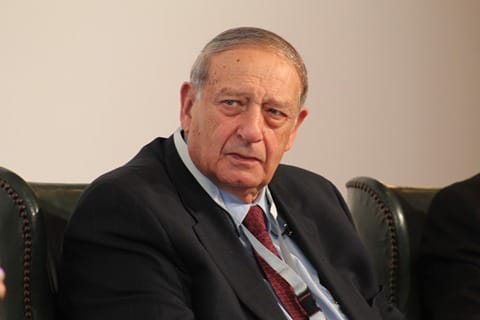 النائب العام يصدر قرارًا بمنع محمد عبد السلام رئيس "مصر للمقاصة" الأسبق و16 آخرين من التصرف في أموالهم المتحفظ عليها