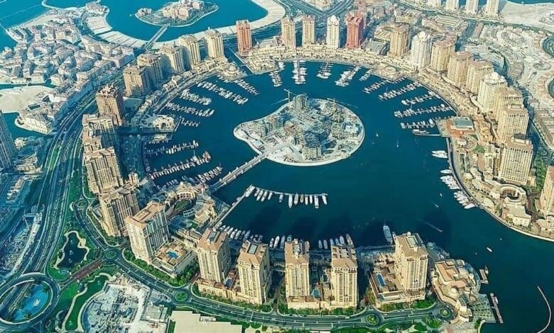 الساحل الشمالي يفتح أبوابه مجددًا أمام 424 شركة عقارية بعد توقف مؤقت