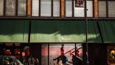 هجمات سيبرانية تهدد الشركات البريطانية أبرزها ماركس آند سبنسر وجاغوار لاند روفر وهارودز