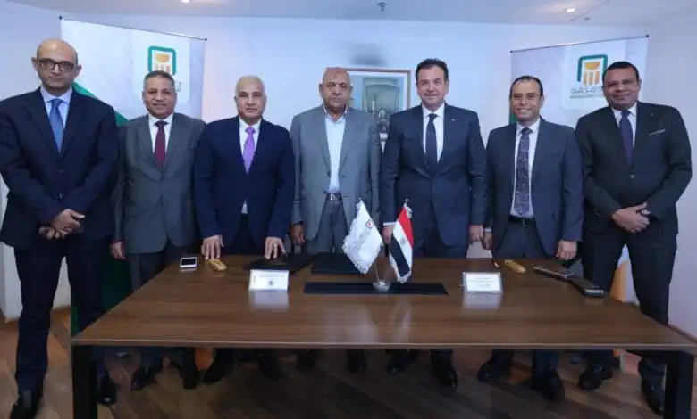البنك الأهلي يوقع بروتوكول تعاون مع «أجروفود» لدعم المزارعين والمشروعات الزراعية