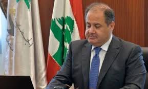 لبنان يواجه أزمة مصرفية شاملة: رئيس المجلس الاقتصادي يوضح خطوات إعادة الثقة بالقطاع المصرفي وحماية المودعين