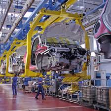 6 شركات مصرية تستثمر 5.6 مليار جنيه لتعميق صناعة السيارات.. والحكومة تستهدف إنتاج 260 ألف سيارة بحلول 2026