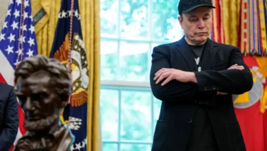 إيلون ماسك يحث متابعيه على إلغاء اشتراكات Netflix بعد جدل الرسوم المتحركة