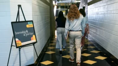 سوق العمل الأمريكي راكد: معدل البطالة مستقر عند 4.3% في سبتمبر رغم تباطؤ التوظيف