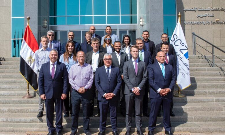 رئيس المنطقة الاقتصادية لقناة السويس يستقبل وفدًا هولنديًا لتعزيز التعاون وفرص الاستثمار والبنية التحتية