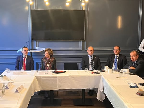 مصر تعرض استراتيجيتها للاستثمار المستدام في المنتدى الاقتصادي العالمي بواشنطن
