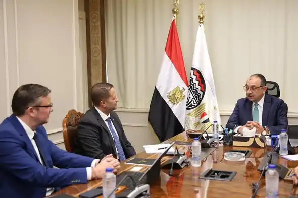 محمد شيمي يبحث مع "سيمنس للطاقة" فرص التعاون ونقل التكنولوجيا والطاقة المتجددة