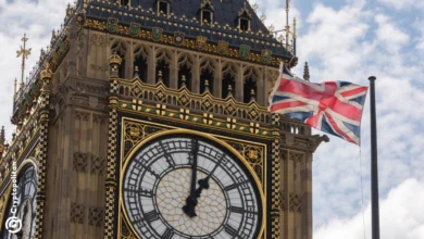 ترامب يهدد صناعة السينما البريطانية برسوم جمركية 100% على الأفلام