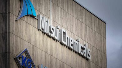 اليابان تدمج شركاتها الكيماوية الكبرى لمواجهة فائض الإنتاج الصيني