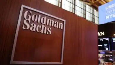 جولدمان ساكس: المستهلكون الأميركيون يتحملون 55% من تكاليف رسوم ترامب الجمركية