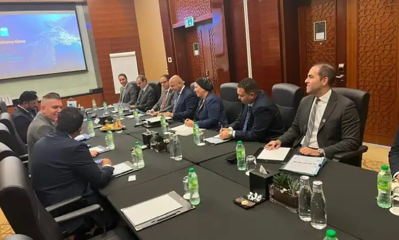 استثمار إماراتي بـ مليار دولار في الموانئ المصرية.. اجتماع بين كامل الوزير وGulftainer في دبي