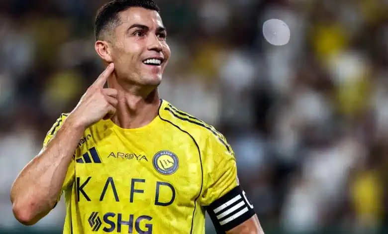 رونالدو أول لاعب كرة قدم يدخل نادي المليارديرات