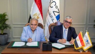 قناة السويس تستقطب أول استثمار يوناني للملابس الجاهزة بـ4 ملايين دولار