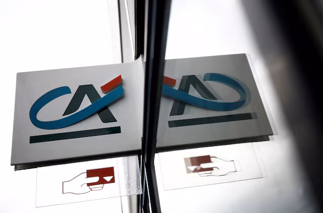 كريدي أجريكول يرفع هدف الربح لعام 2028 فوق التوقعات ويبحث عن صفقات جديدة