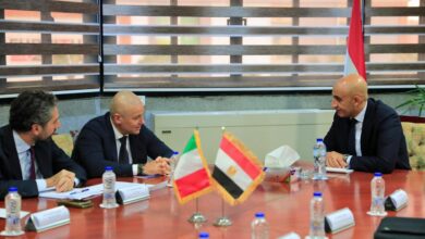 وزير التعليم يبحث مع السفير الإيطالي التوسع في مدارس التكنولوجيا التطبيقية بمصر