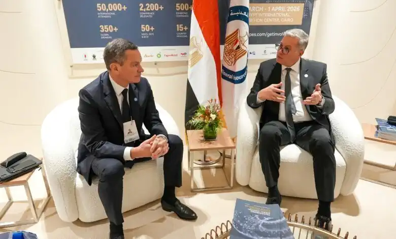 وزير البترول يبحث مع شركات عالمية تعزيز التعاون بمؤتمر أديبك 2025 بأبوظبي