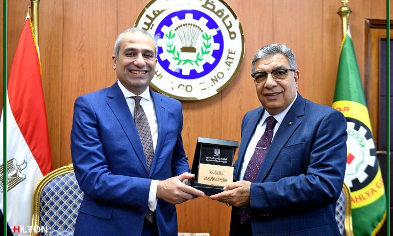 رئيس البنك الزراعي المصري يلتقي محافظ الدقهلية لتعزيز التمويل الزراعي للمزارعين