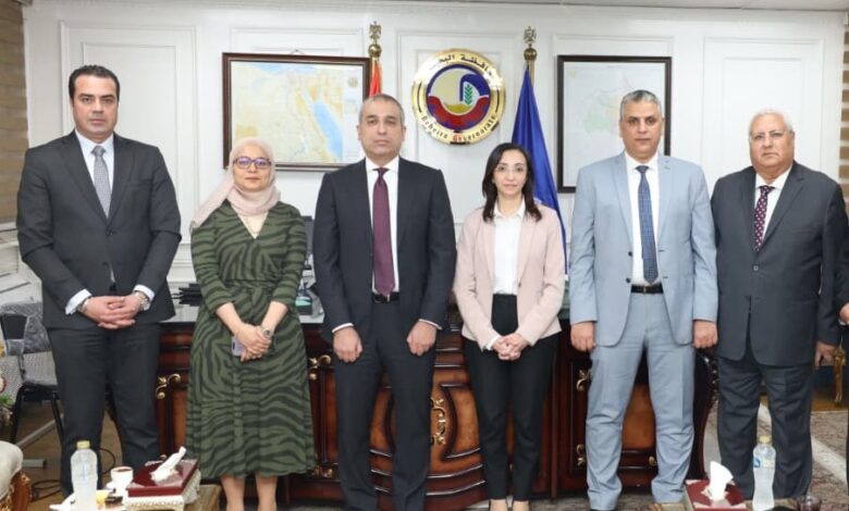 رئيس البنك الزراعي المصري يستعرض مع محافظ البحيرة برامج تمويل صغار المزارعين