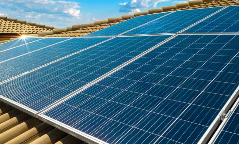 20 مدرسة صناعية تدعم توطين صناعة الطاقة الشمسية ببرامج تدريب متخصصة