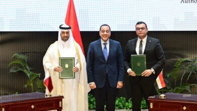 مصر وقطر تطلقان شراكة استثمارية بـ29.7 مليار دولار لتطوير منطقة علم الروم بالساحل الشمالي