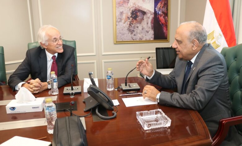 300 ميجاوات من الطاقة المتجددة المصرية في طريقها إلى أوروبا عبر مشروع الربط مع اليونان