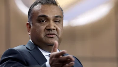 رؤساء شركات التكنولوجيا يقيدون استخدام أطفالهم لوسائل التواصل… نيل موهان نموذج على يوتيوب