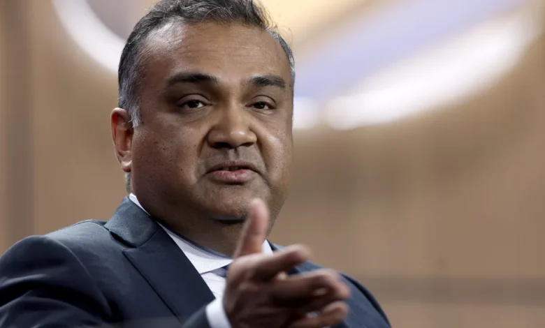 رؤساء شركات التكنولوجيا يقيدون استخدام أطفالهم لوسائل التواصل… نيل موهان نموذج على يوتيوب