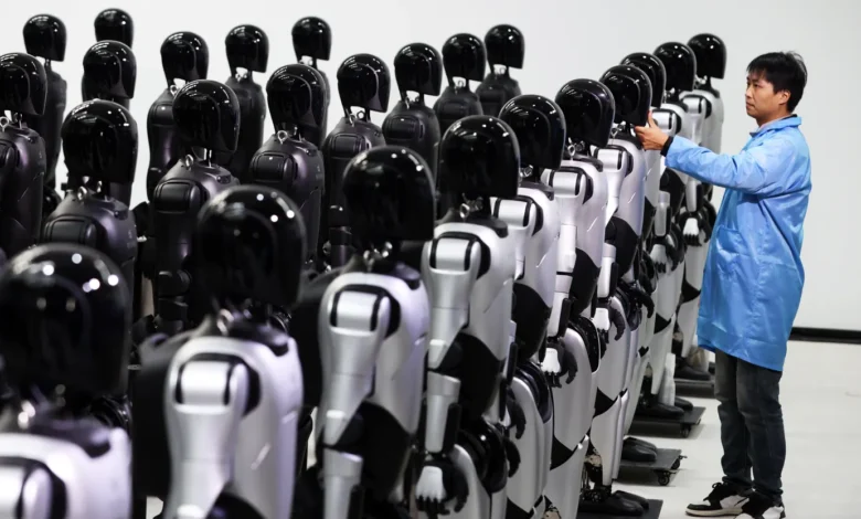 الصين تتفوق على تسلا في سباق الروبوتات البشرية.. الإنتاج الضخم يبدأ 2026