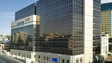 أفضل البنوك الرقمية للشركات 2025: البنك العربي يتصدر إدارة الخزينة والنقد عبر الإنترنت
