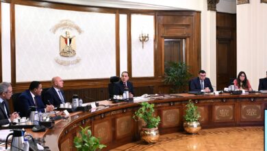 مدبولي يتابع مشروعات رأس الحكمة وشمس الحكمة ويوجه بتسريع التنفيذ