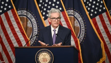 باول يعلن تخفيض الفائدة وشراء سندات خزانة بقيمة 40 مليار دولار