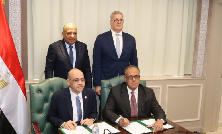 مصر توقع بروتوكول لمعالجة المخلفات البترولية بالأساليب النووية لتعظيم القيمة الاقتصادية