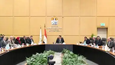 وزير الإسكان يتابع موقف المبيعات والتشغيل لمشروعات المدن الجديدة مع شركة سيتي إيدج