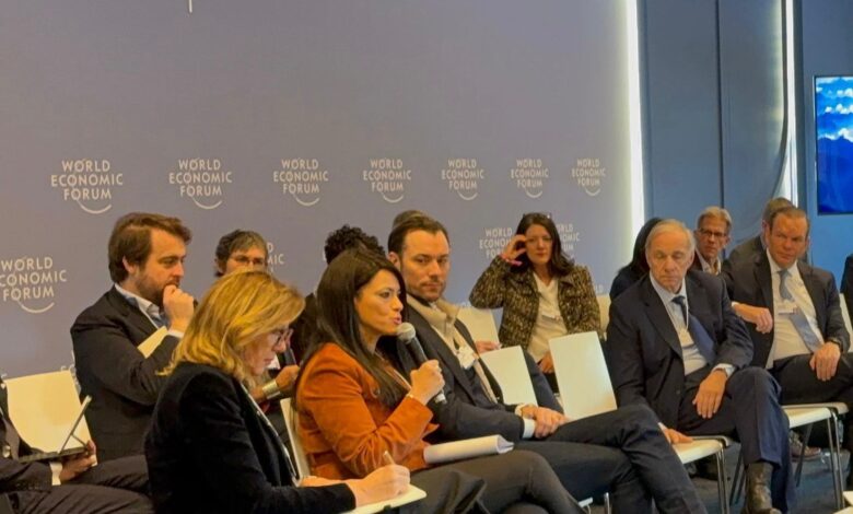 رانيا المشاط في دافوس: برنامج «نُوفّي» يجذب استثمارات 4.5 مليار دولار للطاقة المتجددة