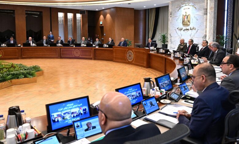 مجلس الوزراء يوافق على تخصيص 1193 فدانًا لتطوير مطار العريش والأنشطة الصناعية