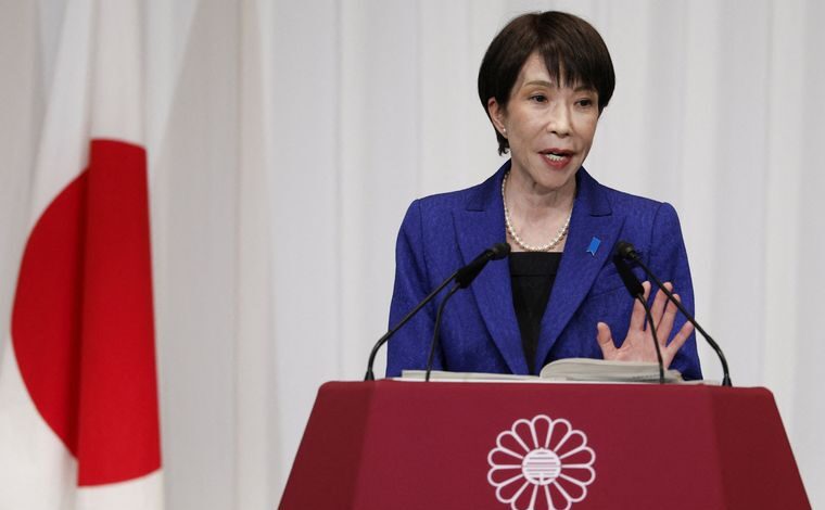 أول اجتماع أويدا وتاكايتشي بعد فوزها الساحق.. توقعات برفع فائدة بنك اليابان