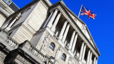 فيتش: الدين العام البريطاني يرتفع إلى 104.7% في 2027.. نمو ضعيف 1.1% في 2026