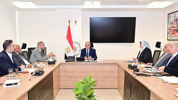 وزير الموارد المائية والري