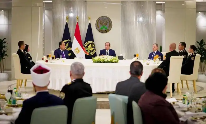 الرئيس السيسي: المنطقة تمر بظروف صعبة واستمرار الحرب يؤدي إلى تداعيات اقتصادية إقليمية ودولية