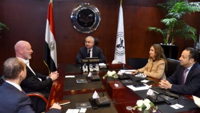 بنك HSBC والهيئة العامة للاستثمار يبحثان تعزيز الترويج لـ13 قطاعًا استثماريًا مستهدفًا