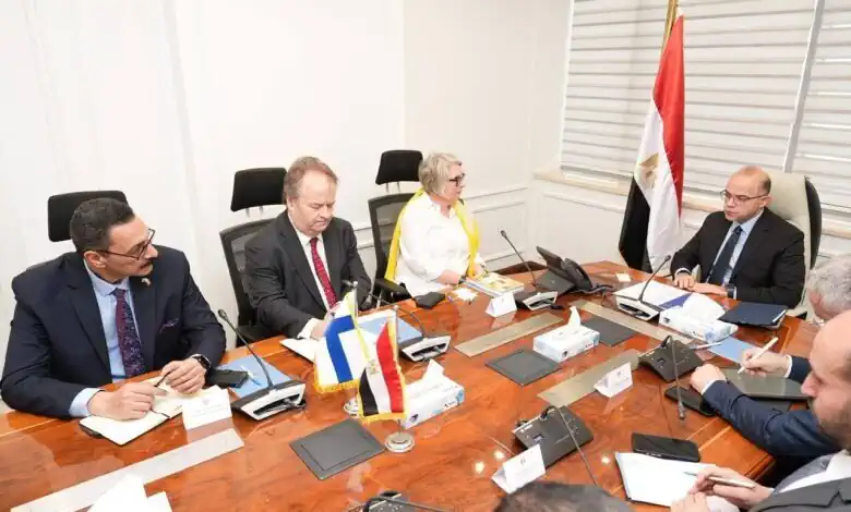 مصر وفنلندا تعززان الشراكات في الذكاء الاصطناعي والرقمنة والصناعات المتقدمة
