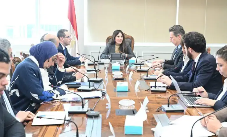 وزيرة الإسكان تبحث مع المدير الإقليمي بالبنك الأوروبي لإعادة الإعمار تعزيز أوجه التعاون المشترك
