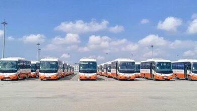 ميناء شرق بورسعيد يشحن 100 حافلة مصنعة محليًا على متن سفينة SUNSHINE ACE إلى غانا