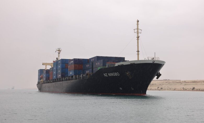 قناة السويس