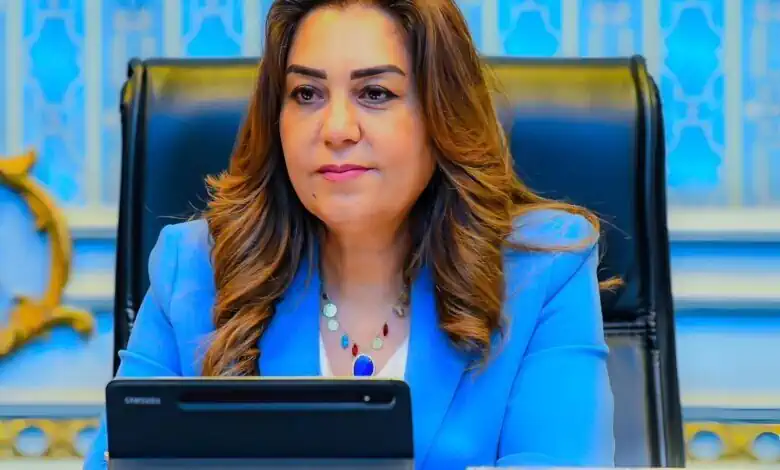 وزيرة التنمية المحلية والبيئة