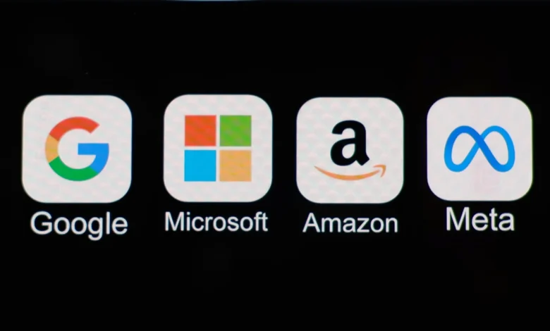 البيت الأبيض: جوجل ومايكروسوفت وميتا وأمازون توقع تعهدًا بتوليد كهرباء خاصة بمراكز البيانات