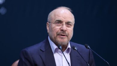 رئيس البرلمان الإيراني ينفي أي مفاوضات مع أمريكا.. يصف تقارير ترامب بـ"الأخبار الكاذبة"