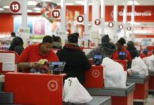 هبوط حاد في ثقة المستهلكين الأمريكيين في مارس.. أدنى مستوى منذ ديسمبر